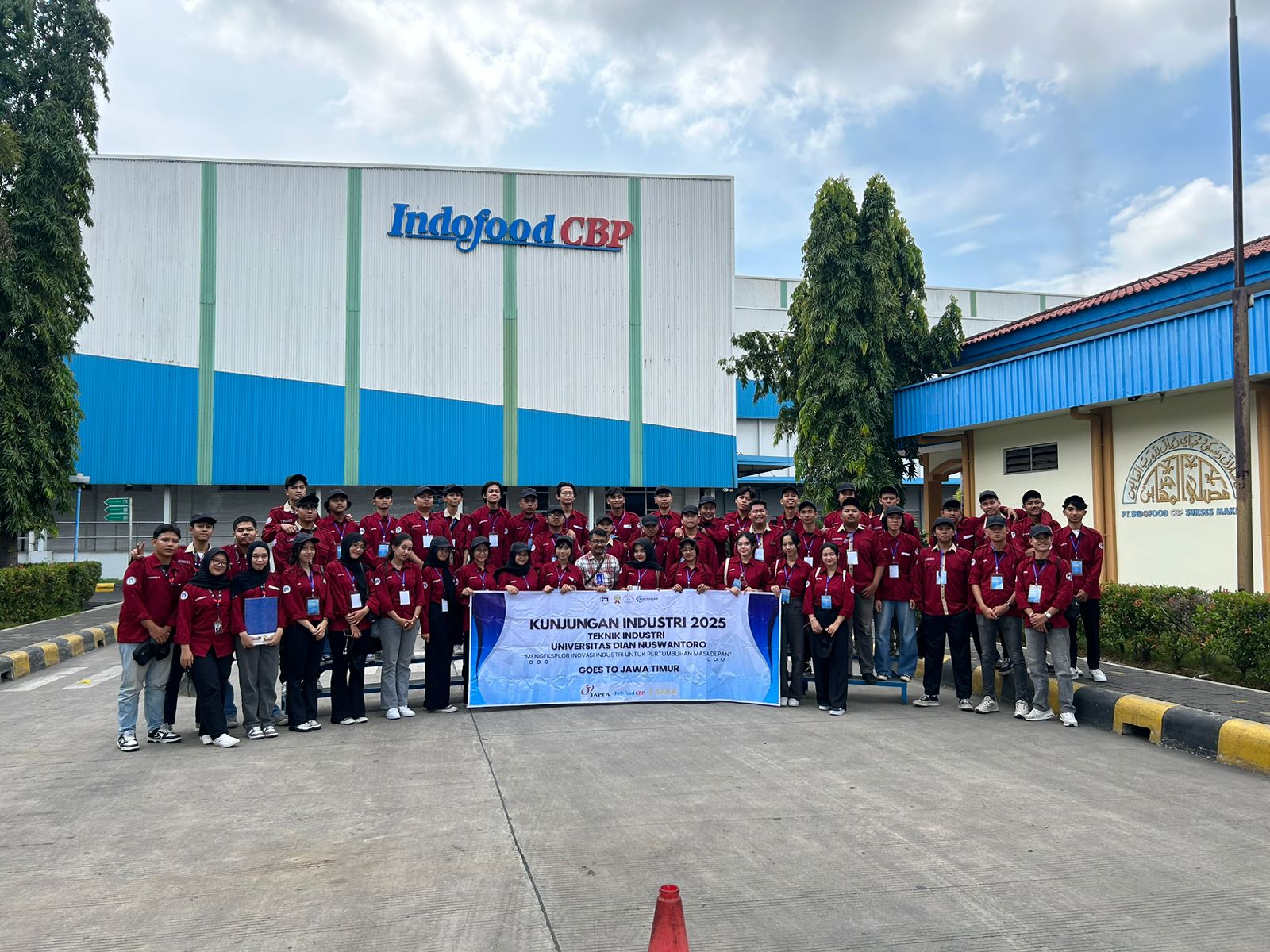 KUNJUNGAN INDUSTRI